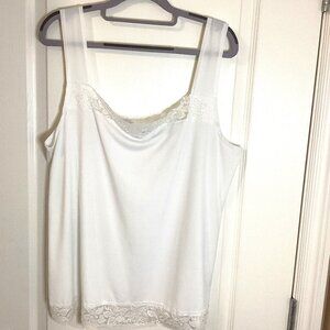 Laura Plus Petites Women's White Lace Beaded Camisole Semi Sheer Top Size 1X